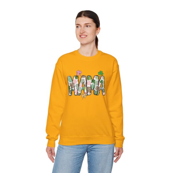 St Patricks Day Crewneck Sweatshirt St Patricks Day Shirt Women/Men Lucky Shamrock St Patrick Sweatshirts Crewneck -Oversized Long Sleeve Shirts Outfits Gifts Cozy Unisex Crewneck Sweatshirt - Perfect for Relaxation and Everyday Wear - Image 10